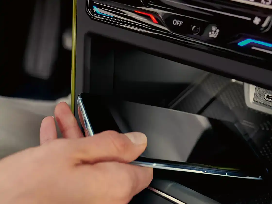 Volkswagen Taigo wireless charging